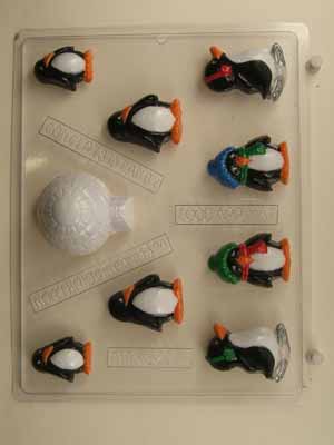Small penguin assortment w/ igloo C183