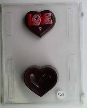Heart w/ LOVE lid & bottom V068