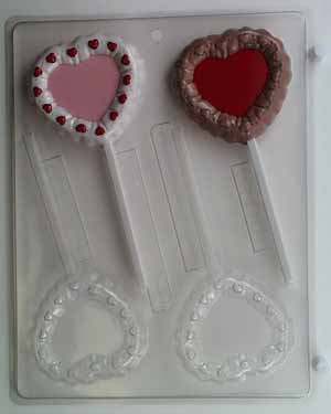 Decorated heart frame w/ flat interior V086