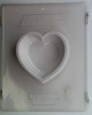 Large heart pour box V141