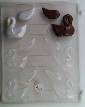Place card swan w/ wings, real pretty ( requires assembly) W023